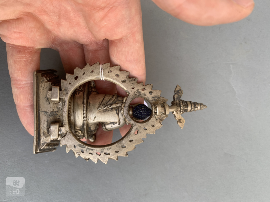 a silver figure of Buddha Shakyamuni - 图8